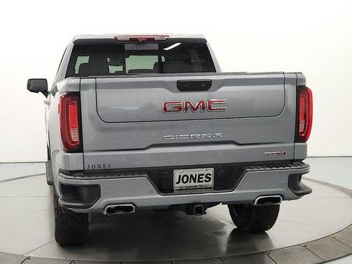 Sterling Metallic 2024 GMC Sierra 1500 AT4