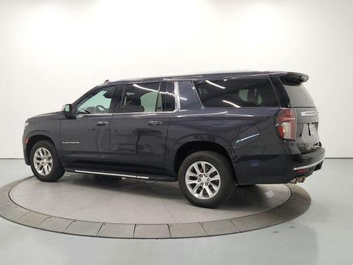 Dark Ash Metallic 2023 Chevrolet Suburban Premier