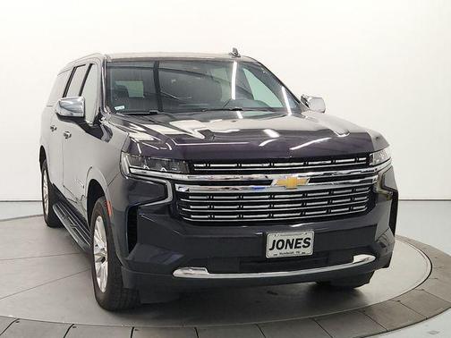 Dark Ash Metallic 2023 Chevrolet Suburban Premier