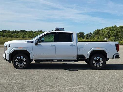 2024 GMC Sierra 3500 Denali