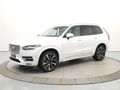2024 Volvo XC90 B6 Plus Bright Theme 6-Seater