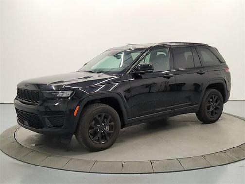 2024 Jeep Grand Cherokee Altitude
