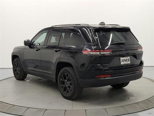 2024 Jeep Grand Cherokee Altitude
