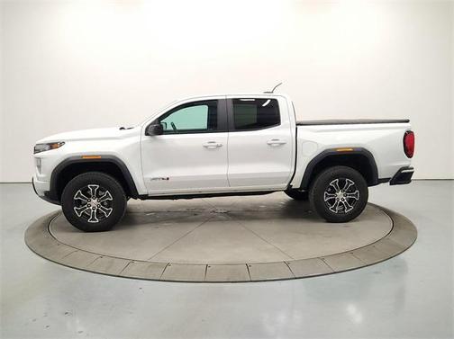 2023 GMC Canyon AT4