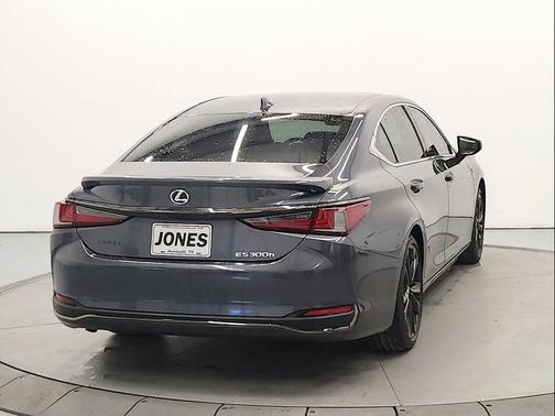 Cloudburst Gray 2024 Lexus ES 300h F SPORT Handling