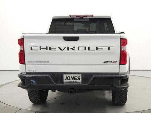 Summit White 2023 Chevrolet Silverado 1500 ZR2