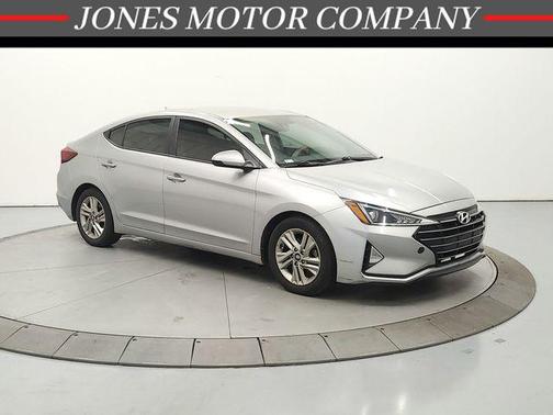 Stellar Silver 2020 Hyundai ELANTRA SEL