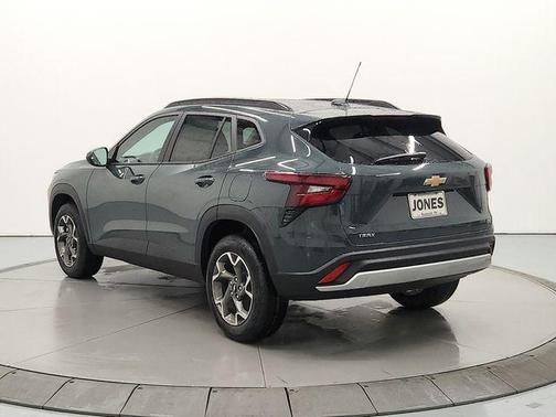 Cypress Gray 2026 Chevrolet Trax LT