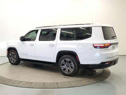 2023 Jeep Wagoneer L Series II 4x4