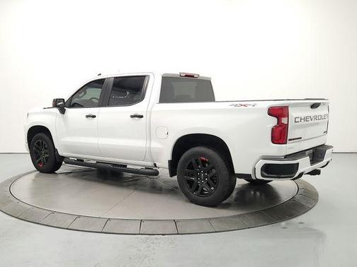 Summit White 2025 Chevrolet Silverado 1500 RST
