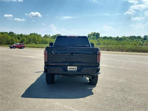 2024 GMC Sierra 2500 AT4