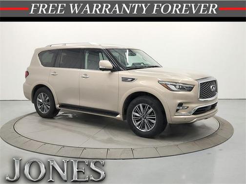 2023 INFINITI QX80 Luxe