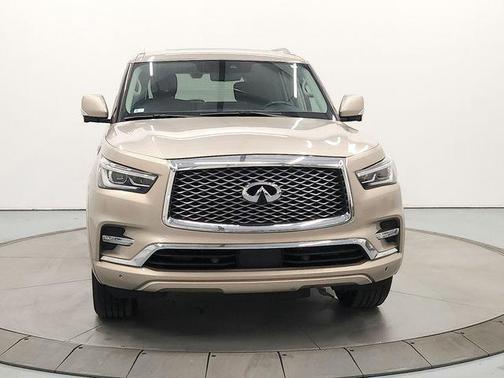 2023 INFINITI QX80 Luxe