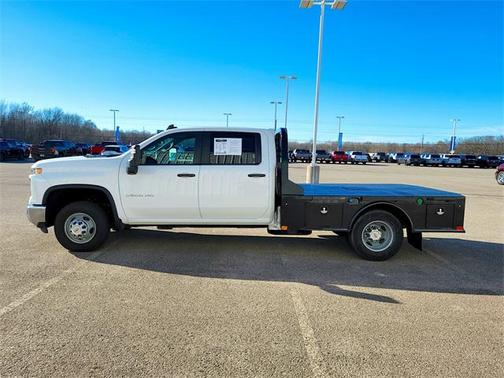 2024 Chevrolet Silverado 3500 WT