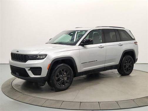 2024 Jeep Grand Cherokee Altitude