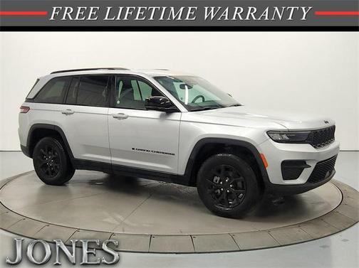 2024 Jeep Grand Cherokee Altitude