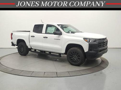 Summit White 2026 Chevrolet Colorado WT