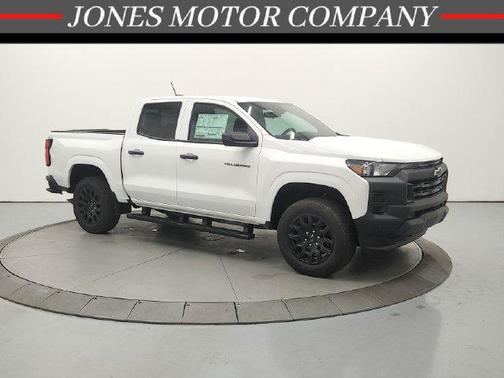 Summit White 2026 Chevrolet Colorado WT