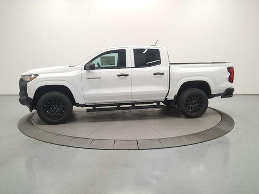 Summit White 2026 Chevrolet Colorado WT