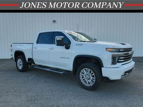 Summit White 2022 Chevrolet Silverado 2500 High Country