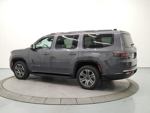 Baltic Gray Metallic Clearcoat 2024 Jeep Wagoneer Series II 4x4