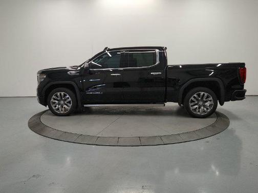 Onyx Black 2023 GMC Sierra 1500 Denali