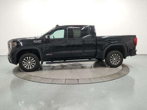 Onyx Black 2023 GMC Sierra 1500 AT4