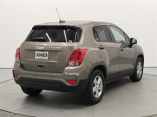 2022 Chevrolet Trax LS