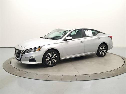 2021 Nissan Altima 2.5 SV