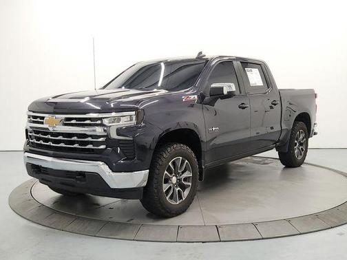 Dark Ash Metallic 2023 Chevrolet Silverado 1500 LT