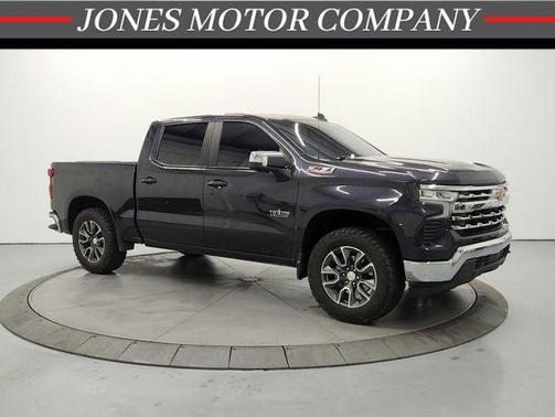 Dark Ash Metallic 2023 Chevrolet Silverado 1500 LT