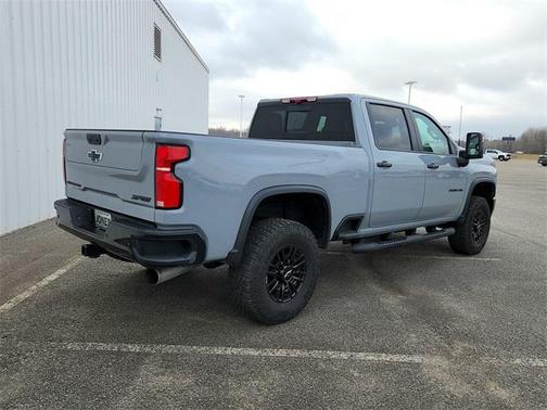 2025 Chevrolet Silverado 2500 4WD Crew Cab Standard Bed ZR2