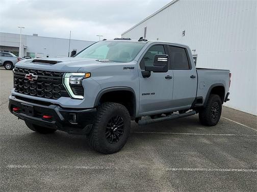 2025 Chevrolet Silverado 2500 4WD Crew Cab Standard Bed ZR2