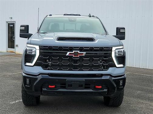 2025 Chevrolet Silverado 2500 4WD Crew Cab Standard Bed ZR2