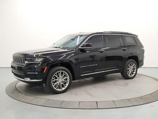 Diamond Black Crystal Pearlcoat 2022 Jeep Grand Cherokee L Summit