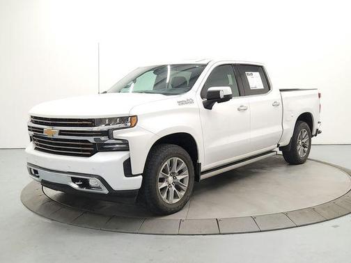Iridescent Pearl Tricoat 2022 Chevrolet Silverado 1500 Limited High Country