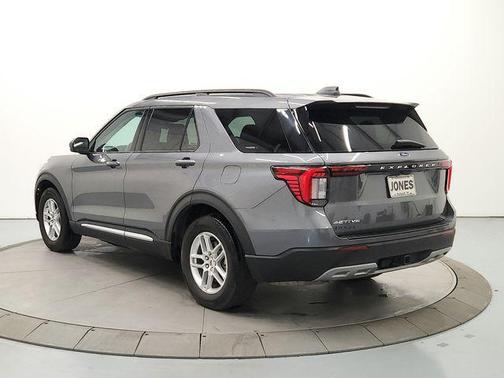 CARBONIZED GRAY METALLIC 2025 Ford Explorer Active