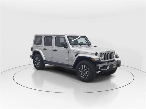 2024 Jeep Wrangler 4-Door Sahara 4x4