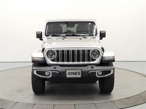 2024 Jeep Wrangler 4-Door Sahara 4x4