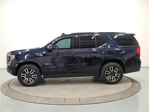 2022 GMC Yukon 4WD AT4