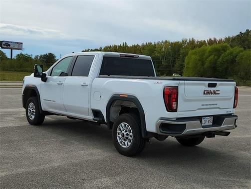 2024 GMC Sierra 2500 SLE