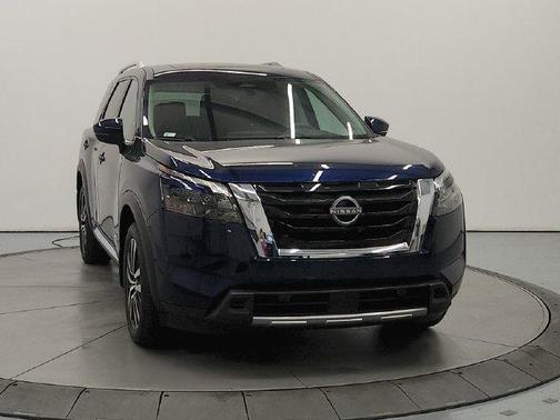 Deep Ocean Blue Pearl 2025 Nissan Pathfinder Platinum 4WD
