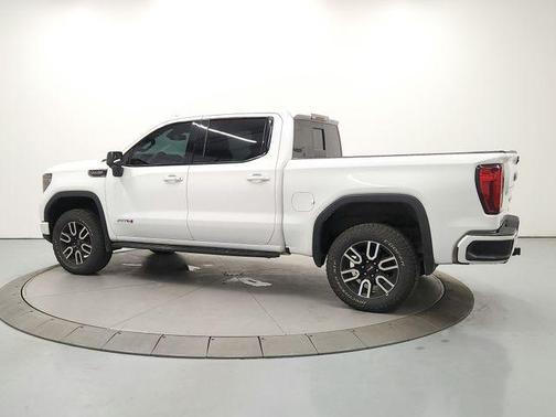 Summit White 2022 GMC Sierra 1500 AT4