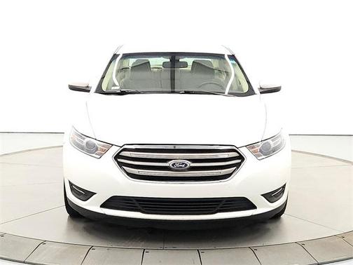 2018 Ford Taurus SEL
