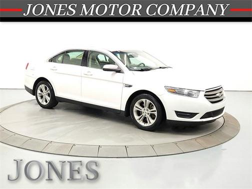 2018 Ford Taurus SEL