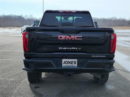 2025 GMC Sierra 2500 Denali