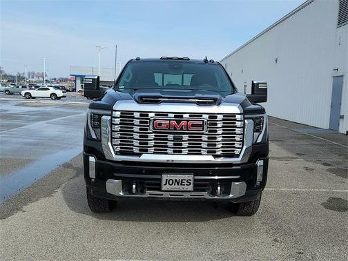 2025 GMC Sierra 2500 Denali