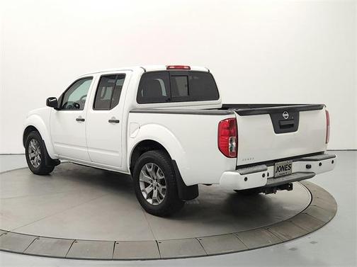 2021 Nissan Frontier SV