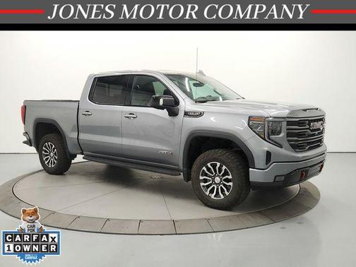 Sterling Metallic 2023 GMC Sierra 1500 AT4