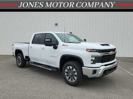Summit White 2026 Chevrolet Silverado 2500 LT